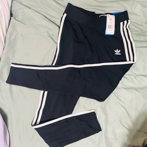 ADIDAS Leggings Mid Rise - Medium NWT